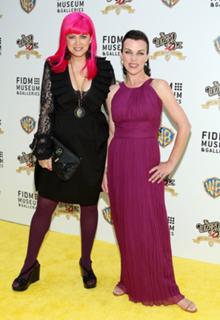 Debi Mazar feet photo thumbnail