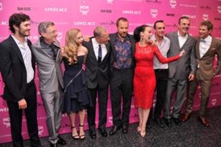 Debi Mazar feet photo thumbnail