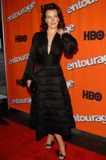 Debi Mazar feet photo thumbnail