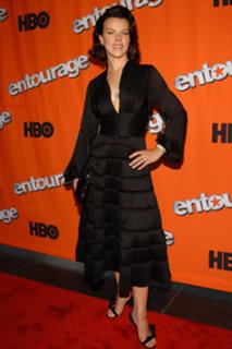 Debi Mazar feet photo thumbnail