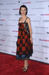 Debi Mazar feet photo thumbnail