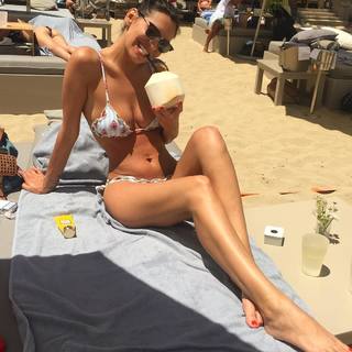 Debora Salvalaggio feet photo 7