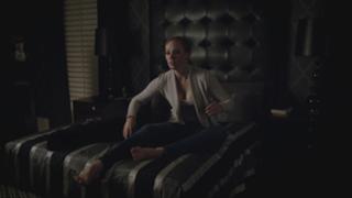 Deborah Ann Woll feet photo thumbnail