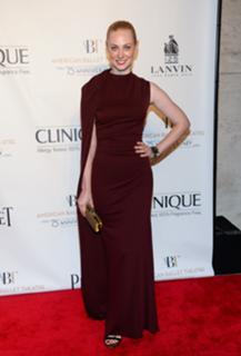 Deborah Ann Woll feet photo thumbnail