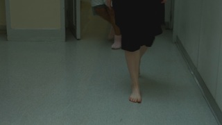 Deborah Ann Woll feet photo thumbnail
