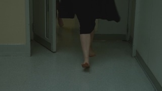 Deborah Ann Woll feet photo thumbnail