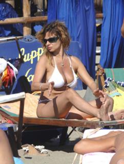 Deborah Caprioglio feet photo 2