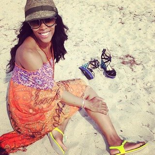 Deborah Cox feet photo 1