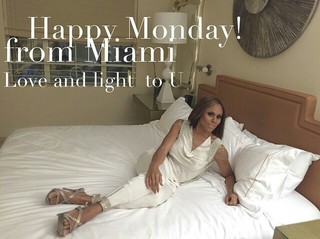 Deborah Cox feet photo 5