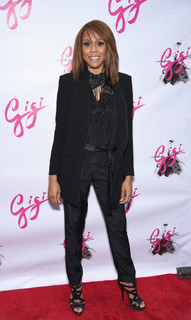 Deborah Cox feet photo 6