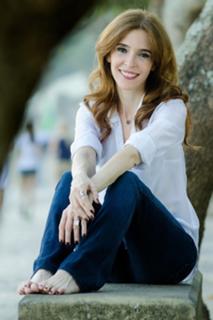 Deborah Evelyn feet photo 4