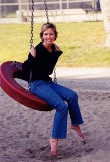 Deborah Foreman feet photo 1
