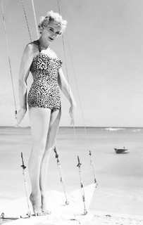 Deborah Kerr feet photo 19