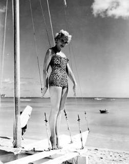 Deborah Kerr feet photo 12
