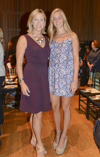 Deborah Norville feet photo thumbnail