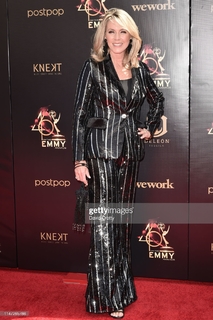 Deborah Norville feet photo thumbnail