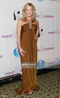 Deborah Norville feet photo thumbnail