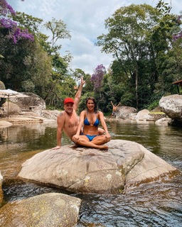 Deborah Secco feet photo thumbnail