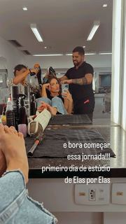 Deborah Secco feet photo thumbnail
