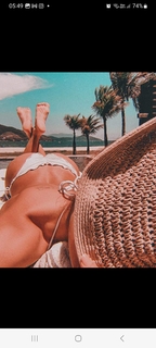 Deborah Secco feet photo thumbnail