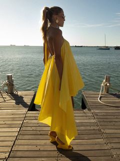 Deborah Secco feet photo 9