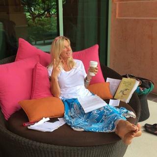 Debra Ann Miceli feet photo 3