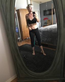 Debra Ann Miceli feet photo 14