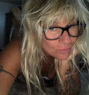 Debra Ann Miceli feet photo 13