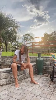 Debra Ann Miceli feet photo 15