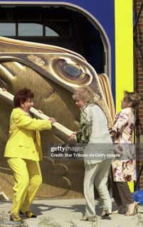 Debra Jo Rupp feet photo 11
