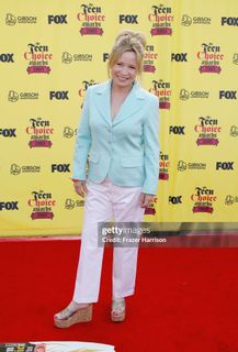 Debra Jo Rupp feet photo 3