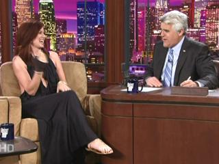 Debra Messing feet photo thumbnail