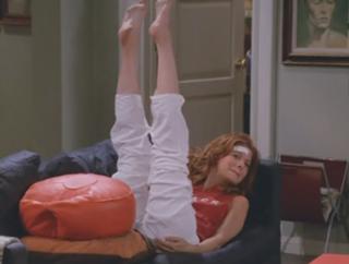 Debra Messing feet photo thumbnail