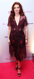 Debra Messing feet photo thumbnail