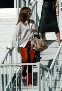 Debra Messing feet photo thumbnail