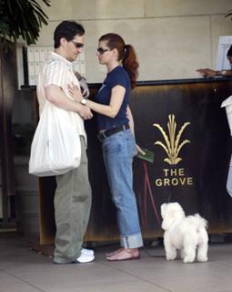 Debra Messing feet photo thumbnail