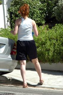Debra Messing feet photo thumbnail