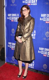 Debra Messing feet photo thumbnail