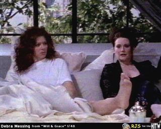 Debra Messing feet photo thumbnail