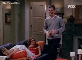 Debra Messing feet photo thumbnail