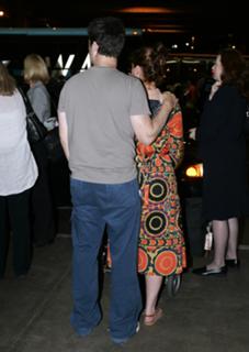 Debra Messing feet photo thumbnail