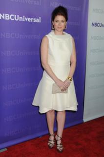 Debra Messing feet photo thumbnail