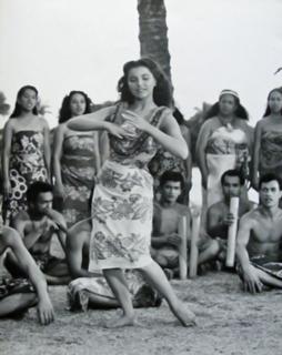 Debra Paget feet photo 19
