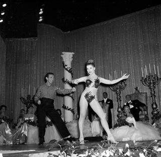 Debra Paget feet photo 12
