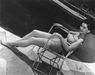 Debra Paget feet photo 10