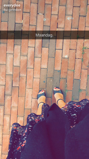 Dee van der Zeeuw feet photo 6