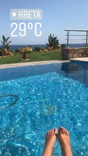 Dee van der Zeeuw feet photo 16