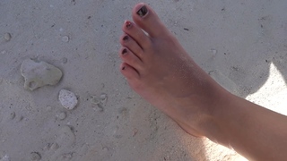 Dee van der Zeeuw feet photo 13