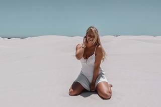 Dee van der Zeeuw feet photo 16