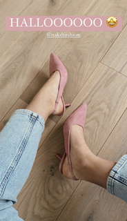 Dee van der Zeeuw feet photo 1